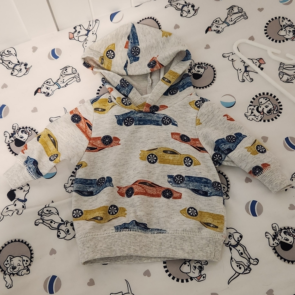 Hooded Pullover with Colorful Car Print